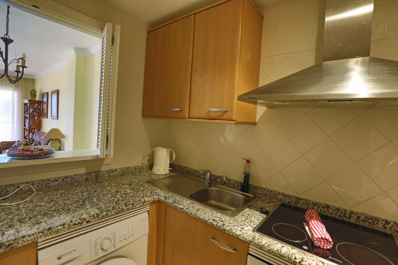 R6 Los Patios 2 Bedroom Марбелья Экстерьер фото