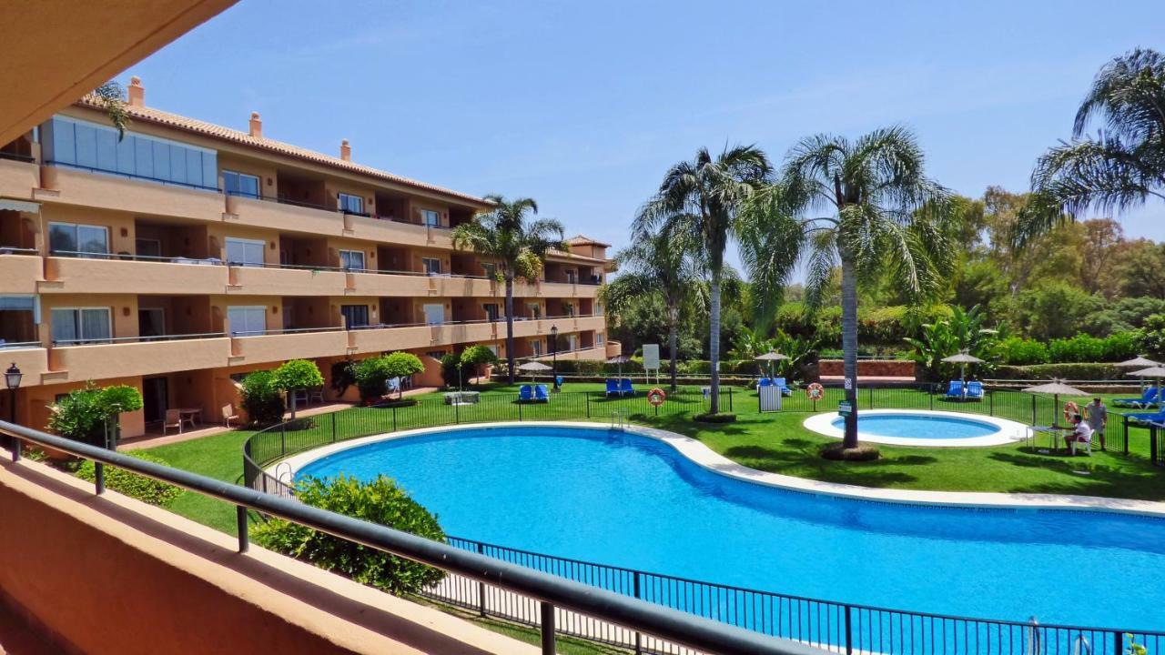 R6 Los Patios 2 Bedroom Марбелья Экстерьер фото